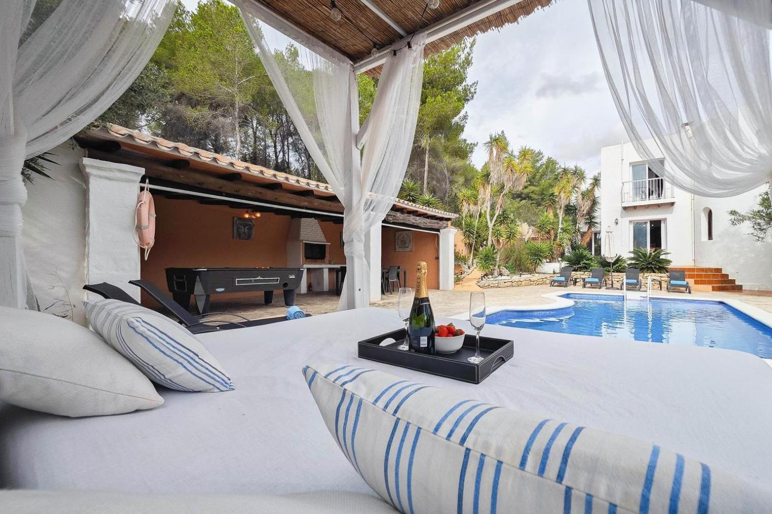 Villa Mercedes Cala Llonga Kültér fotó