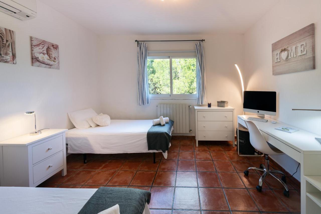 Villa Mercedes Cala Llonga Kültér fotó